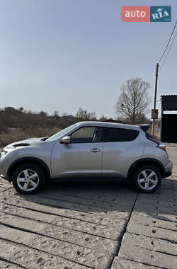 Внедорожник / Кроссовер Nissan Juke 2019 в 