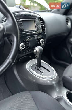 Позашляховик / Кросовер Nissan Juke 2012 в 