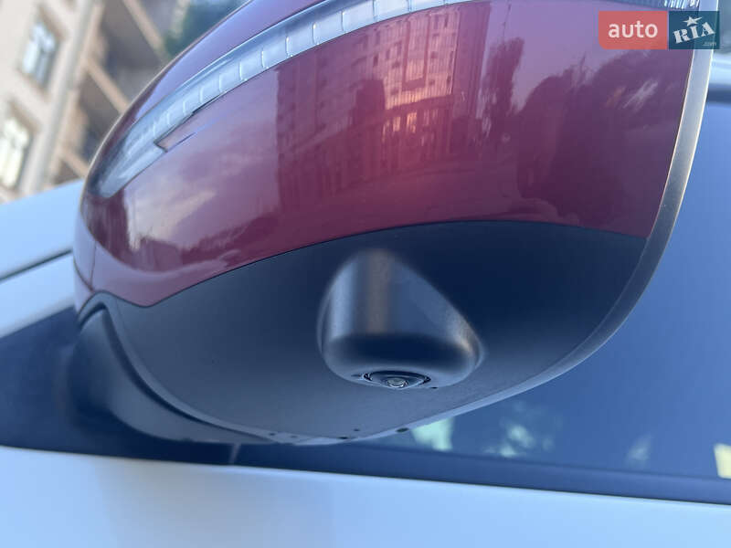 Внедорожник / Кроссовер Nissan Juke 2015 в Одессе