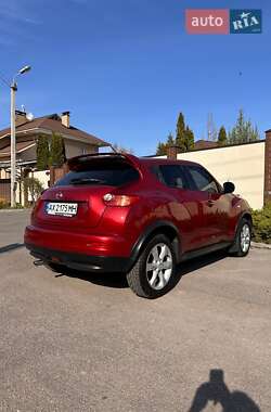 Позашляховик / Кросовер Nissan Juke 2012 в 