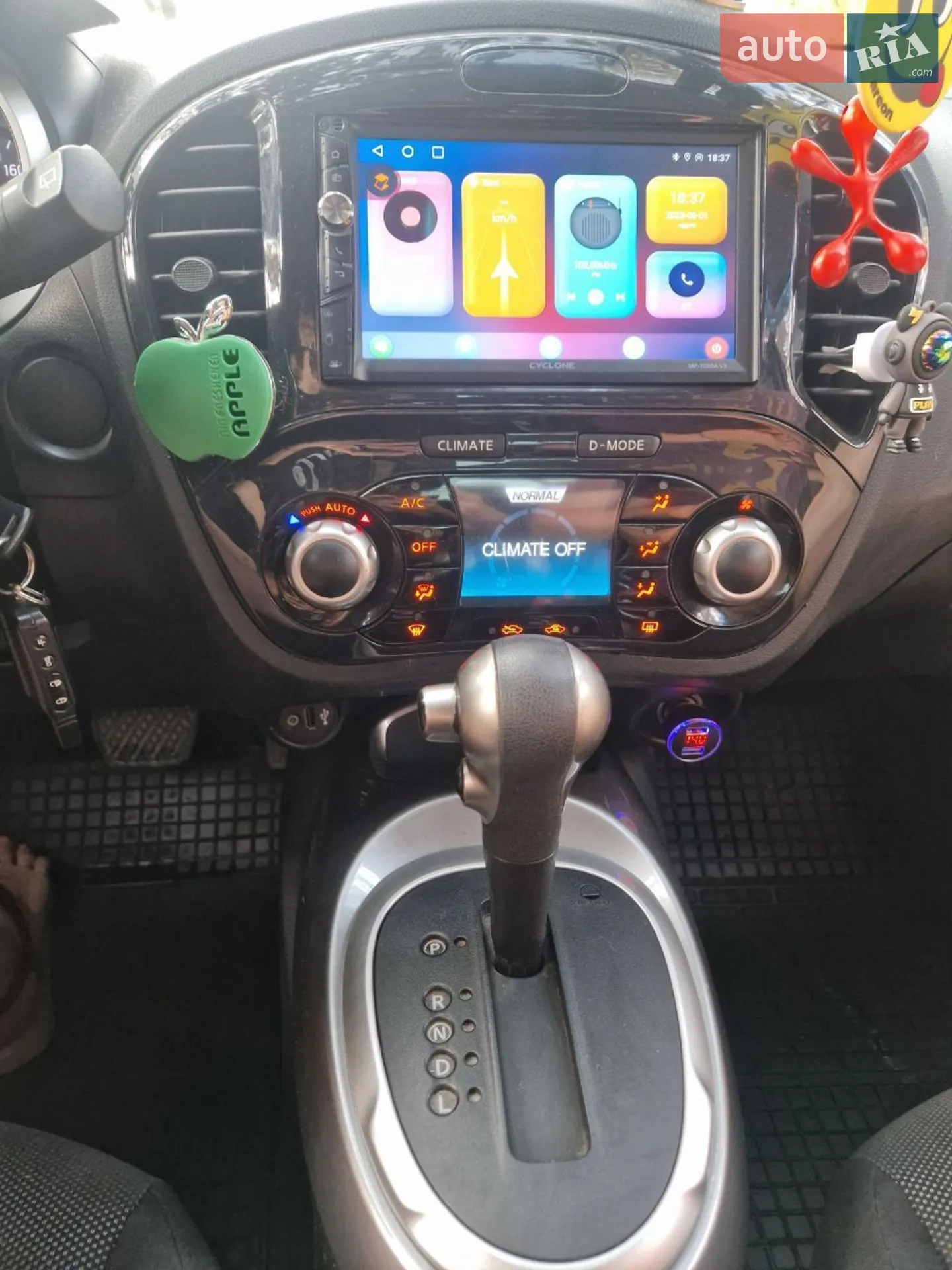 2011 Nissan Juke - мініатюра 21