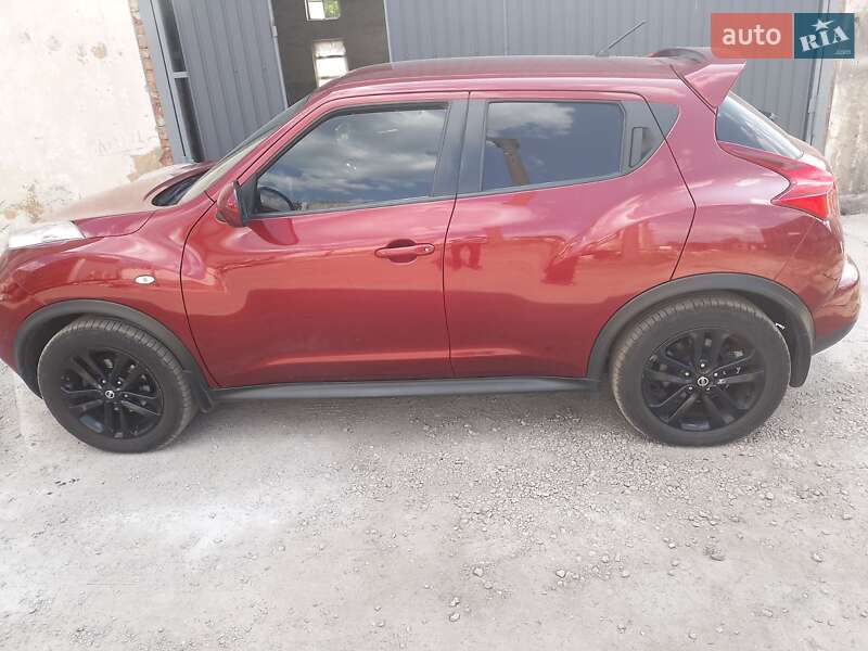 Позашляховик / Кросовер Nissan Juke 2011 в Дніпрі