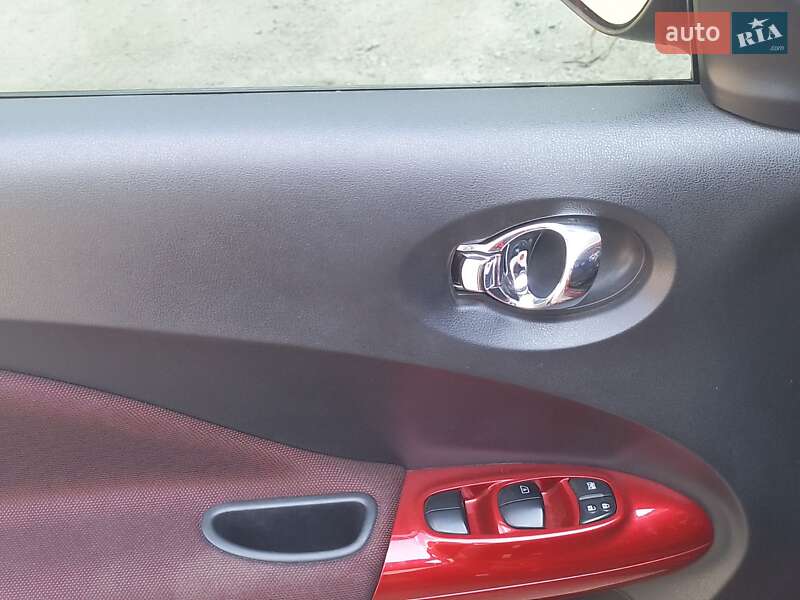 Позашляховик / Кросовер Nissan Juke 2011 в Дніпрі