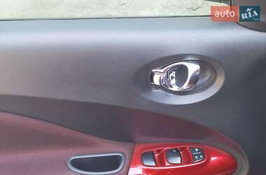 Внедорожник / Кроссовер Nissan Juke 2011 в 