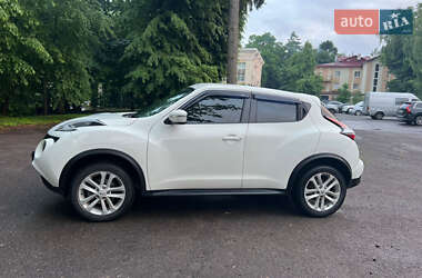 Внедорожник / Кроссовер Nissan Juke 2017 в 
