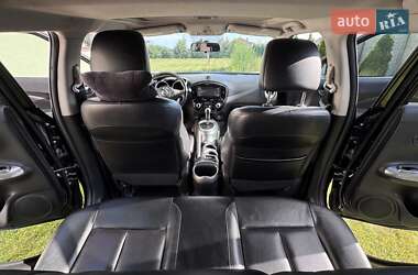 Позашляховик / Кросовер Nissan Juke 2016 в 