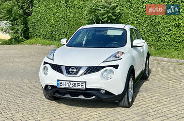 Внедорожник / Кроссовер Nissan Juke 2017 в 