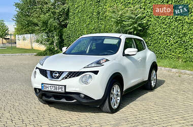 Внедорожник / Кроссовер Nissan Juke 2017 в 
