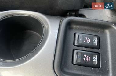 Внедорожник / Кроссовер Nissan Juke 2012 в 