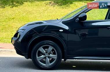 Позашляховик / Кросовер Nissan Juke 2011 в 