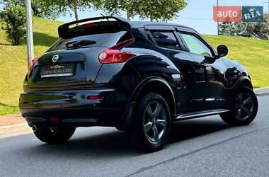 Позашляховик / Кросовер Nissan Juke 2011 в 