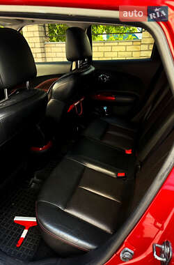 Позашляховик / Кросовер Nissan Juke 2013 в 