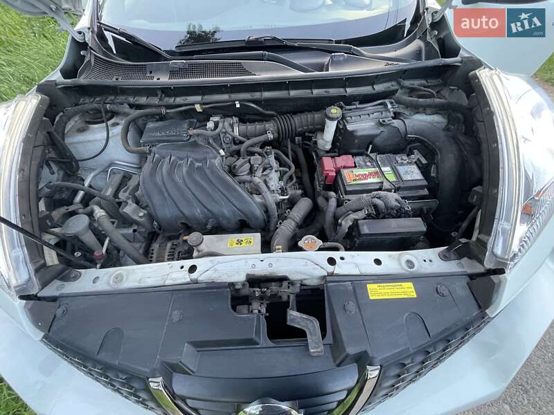 Позашляховик / Кросовер Nissan Juke 2012 в Києві