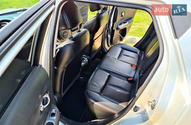 Внедорожник / Кроссовер Nissan Juke 2013 в 
