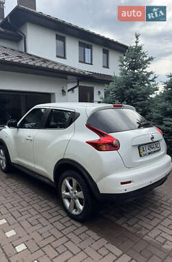 Внедорожник / Кроссовер Nissan Juke 2012 в 