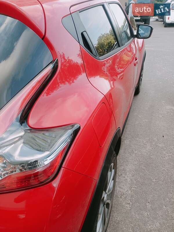 Внедорожник / Кроссовер Nissan Juke 2017 в Вышгороде