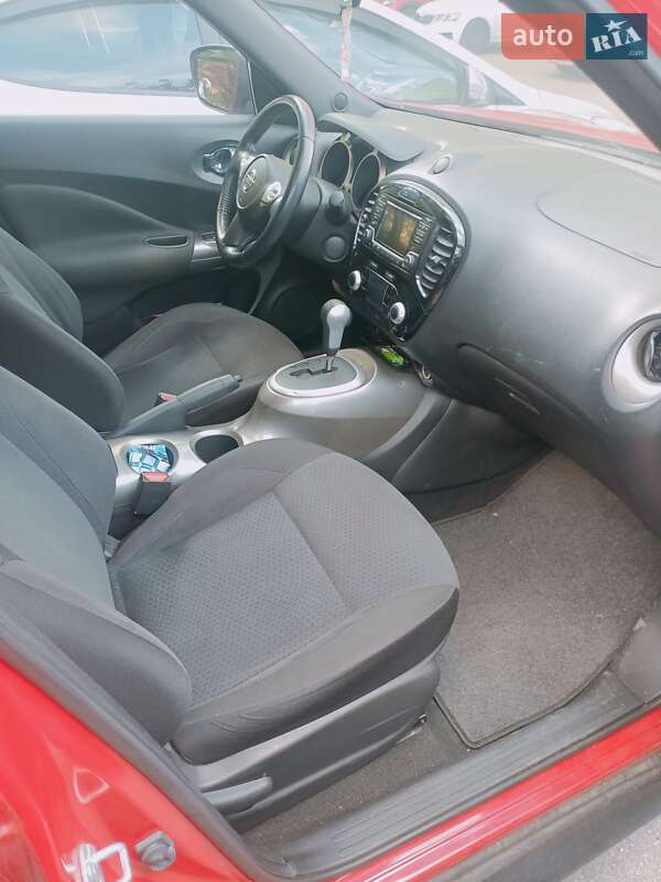 Внедорожник / Кроссовер Nissan Juke 2017 в Вышгороде