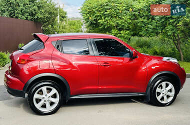 Внедорожник / Кроссовер Nissan Juke 2012 в 
