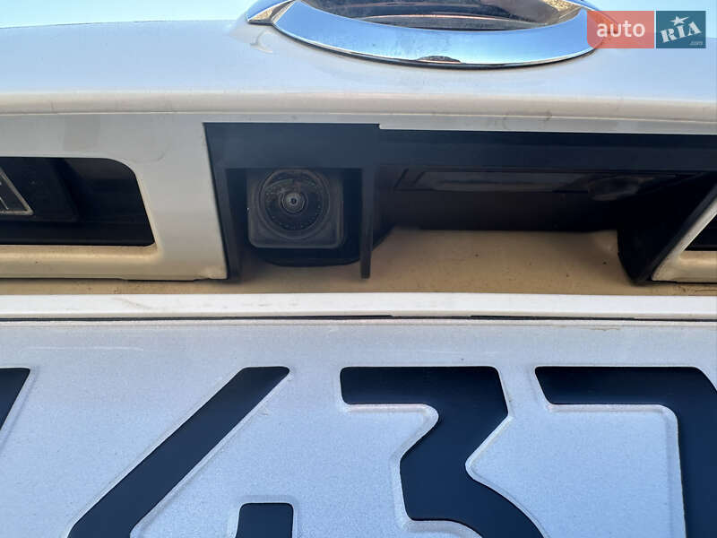 Внедорожник / Кроссовер Nissan Juke 2015 в Одессе