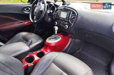 Позашляховик / Кросовер Nissan Juke 2013 в 