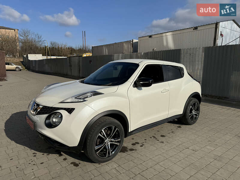 Позашляховик / Кросовер Nissan Juke 2015 в Дубні