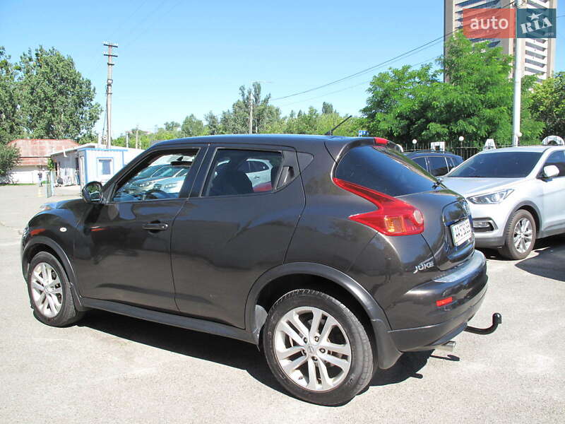 Внедорожник / Кроссовер Nissan Juke 2011 в Киеве