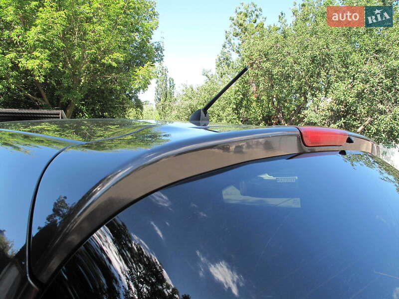 Внедорожник / Кроссовер Nissan Juke 2011 в Киеве