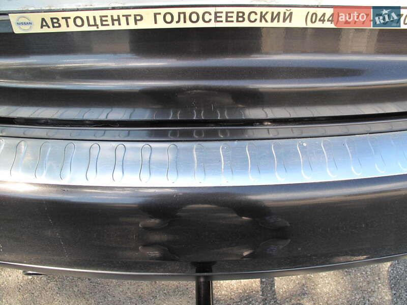 Внедорожник / Кроссовер Nissan Juke 2011 в Киеве