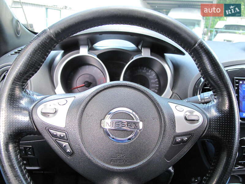 Внедорожник / Кроссовер Nissan Juke 2011 в Киеве