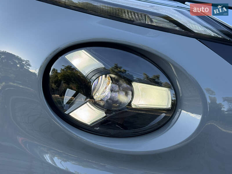 Внедорожник / Кроссовер Nissan Juke 2024 в Киеве