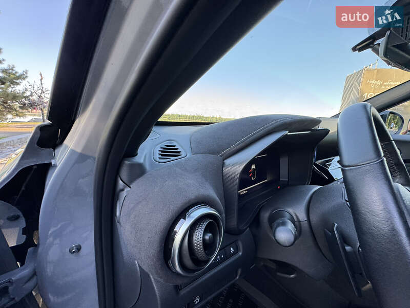 Внедорожник / Кроссовер Nissan Juke 2024 в Киеве