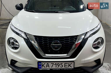 Внедорожник / Кроссовер Nissan Juke 2021 в Киеве