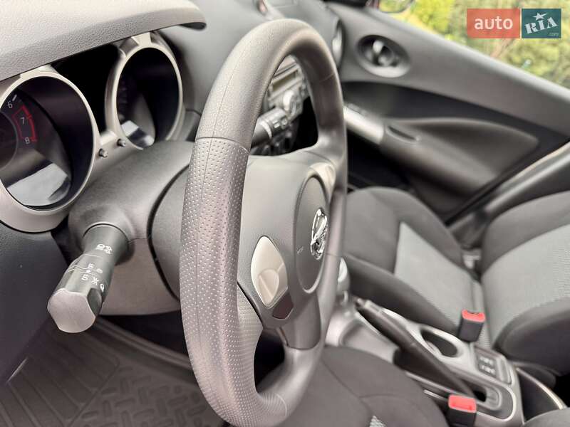 Позашляховик / Кросовер Nissan Juke 2016 в Чернівцях