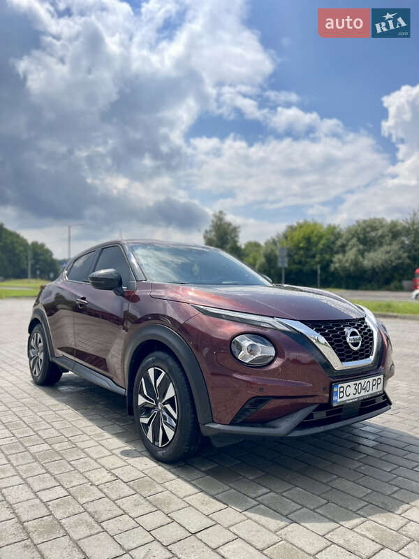 Позашляховик / Кросовер Nissan Juke 2022 в Львові