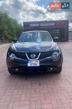 Внедорожник / Кроссовер Nissan Juke 2013 в Ровно
