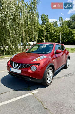 Внедорожник / Кроссовер Nissan Juke 2013 в Запорожье