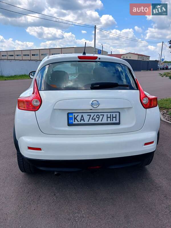 Внедорожник / Кроссовер Nissan Juke 2011 в Киеве