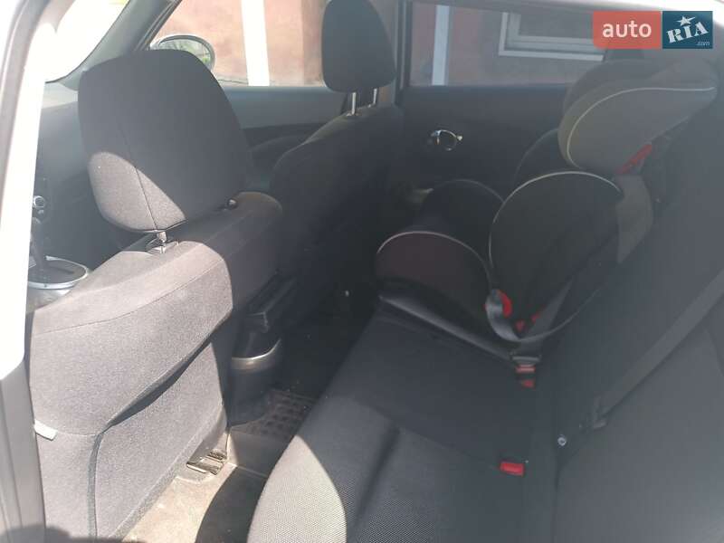 Внедорожник / Кроссовер Nissan Juke 2012 в Мукачево