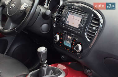 Внедорожник / Кроссовер Nissan Juke 2012 в 