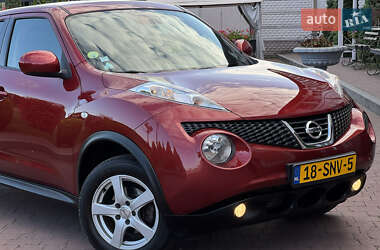Внедорожник / Кроссовер Nissan Juke 2012 в 