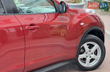Внедорожник / Кроссовер Nissan Juke 2012 в 
