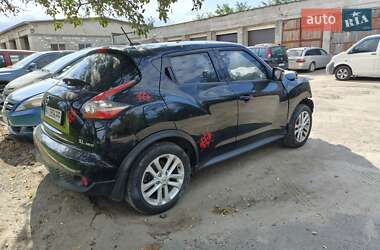 Позашляховик / Кросовер Nissan Juke 2015 в Острозі