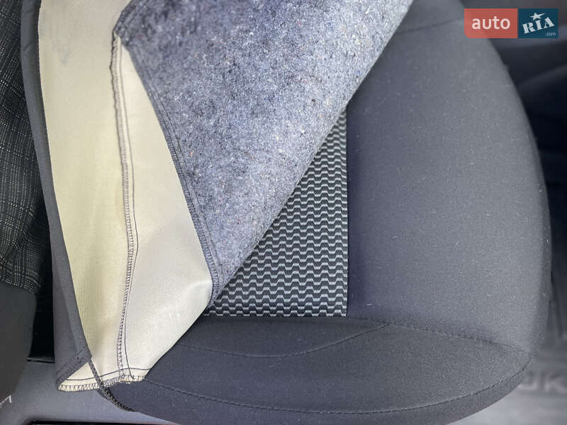 Позашляховик / Кросовер Nissan Juke 2017 в Івано-Франківську