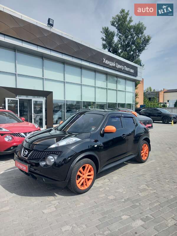 Внедорожник / Кроссовер Nissan Juke 2014 в Полтаве
