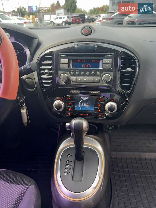 Внедорожник / Кроссовер Nissan Juke 2014 в Полтаве