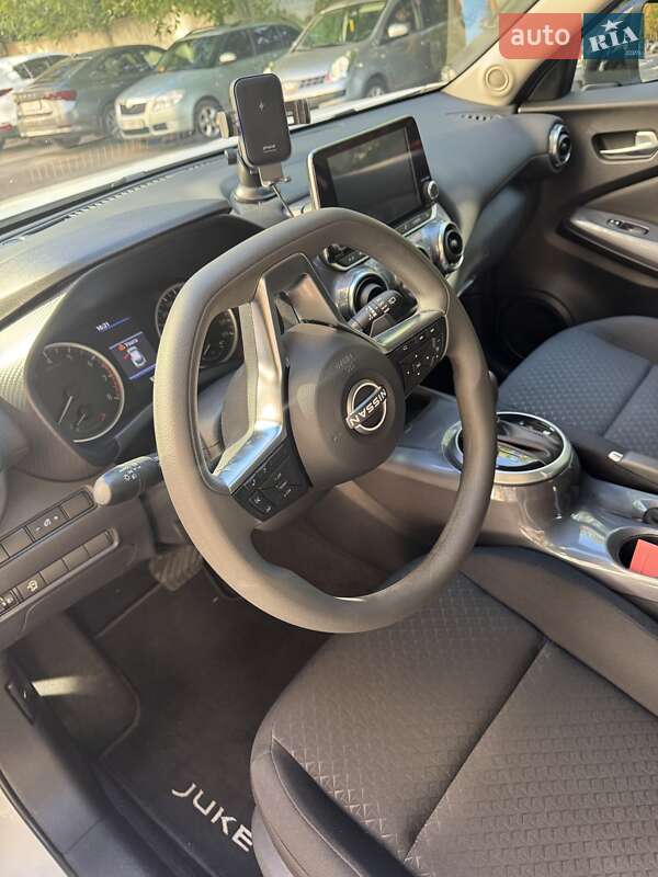 Внедорожник / Кроссовер Nissan Juke 2023 в Полтаве