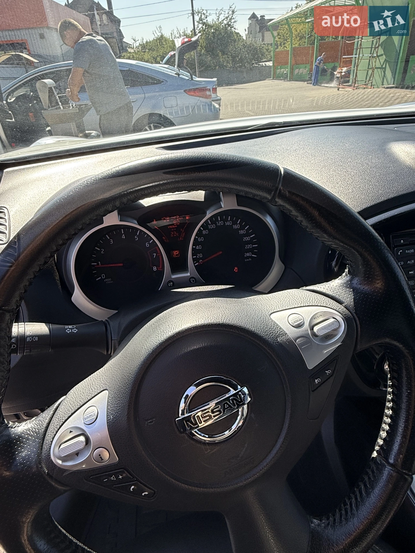 2015 Nissan Juke - мініатюра 15