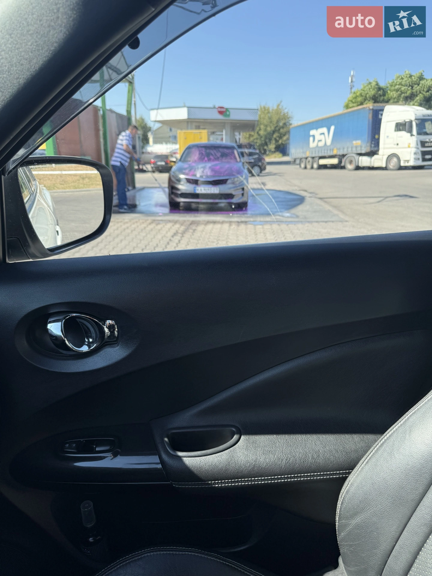 2015 Nissan Juke - мініатюра 26