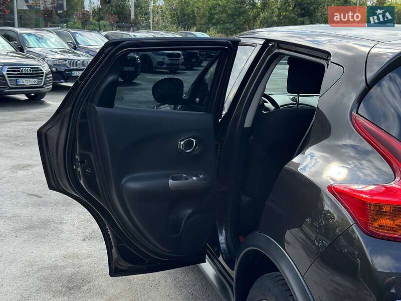 Внедорожник / Кроссовер Nissan Juke 2013 в Каменец-Подольском