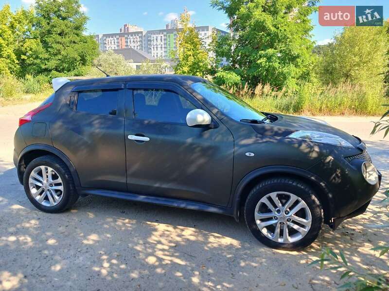 Позашляховик / Кросовер Nissan Juke 2014 в Києві